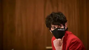 El Gobierno se arrodilla ante Bildu y crea el Instituto Navarro de Finanzas