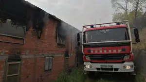 Mueren cerca de 7.000 pollos tras el incendio de una granja 