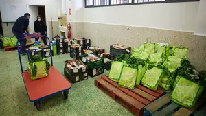 El nuevo punto de reparto de alimentos en Pamplona que atiende a 300 familias