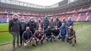 Los veteranos de Osasuna visitan el remodelado El Sadar: "Precioso"