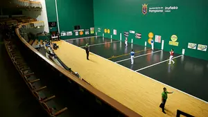 El play off de semifinales se decide en el frontón Labrit de Pamplona: las mejores imágenes