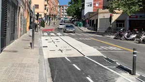 Se completa la reforma del primer tramo del carril bici en la calle Gayarre