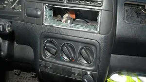 Roba en un coche y olvida su móvil en el interior: detenido en Pamplona