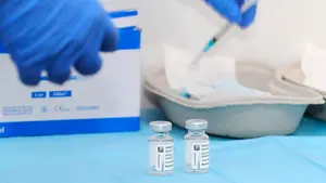 La combinación de vacunas de Astrazeneca y Pfizer también potencia la inmunidad celular