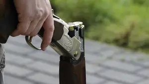 Disparó en la cabeza a su vecino en Goizueta: piden 12 años por intento de asesinato