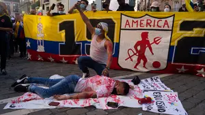 Concentraci&oacute;n en Pamplona en repulsa por los fallecidos en manifestaciones en Colombia