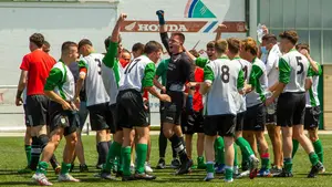 Oberena celebra el ascenso de su equipo juvenil a la División de Honor
