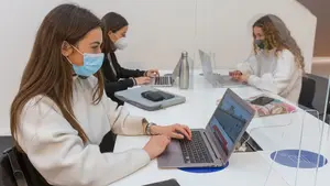 La Universidad de Navarra, primera de España según la revista Forbes