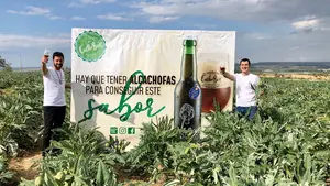 Premio internacional para 'Cachobeer', la empresa navarra que hace cerveza con alcachofas