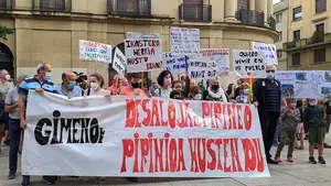 Familias del Pirineo piden a Educación poder elegir centro de Bachillerato en Pamplona