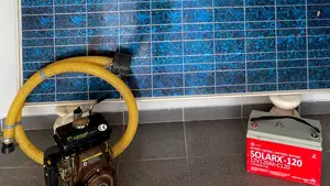 Investigados tres hombres en la Ribera por el robo de una batería y una motobomba