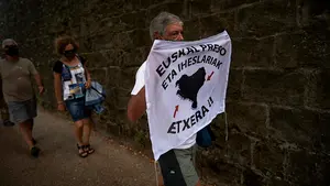Afines a etarras quieren más y exigen nuevos acercamientos a cárceles de Navarra y País Vasco