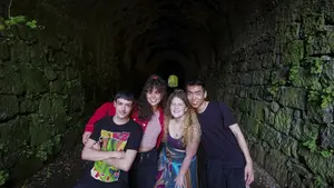 Comienza el rodaje de la serie 'navarra' de Netflix: así es "Tú no eres especial"