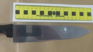 Intervienen en el Grupo Urdánoz por 30 jóvenes en actitud "muy agresiva" y con cuchillos