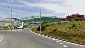 As&iacute; ser&aacute; la nueva pasarela peatonal y ciclable sobre la variante de Pamplona