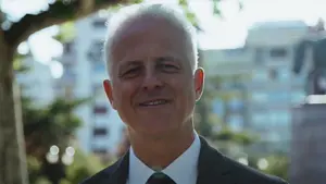 El alcalde de Logroño culpa a jóvenes navarros de acudir a botellones en la capital riojana