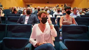 Chivite ya reconoce que la pandemia "es una cosa casi superada", pero no elimina las restricciones