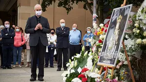 Ofrenda y &aacute;ngelus en Pamplona por la coronaci&oacute;n de Santa Mar&iacute;a la Real hace 75 a&ntilde;os