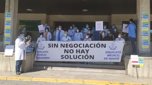 Critican la "falta de m&eacute;dicos" en Navarra y la "ausencia" de medidas para atraerlos