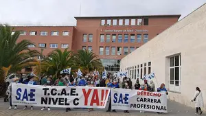 Técnicos sanitarios reclaman en Navarra el reconocimiento de su carrera profesional