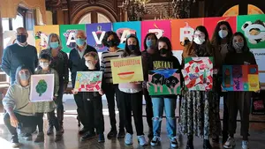 Isabel Jardine y Noa Gurucharri, ganadoras del I Concurso de Pintura de la Semana de Producto Local