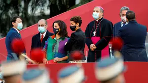 Chivite, testigo de los sonoros abucheos e insultos a Sánchez en el desfile militar del 12-O