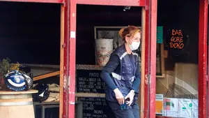 Un hombre muere calcinado en un incendio de un bar de San Sebastián que estaba cerrado