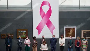 Afectadas por el cáncer de mama critican a los políticos: "Los protocolos se incumplen en Navarra"