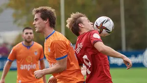 Emoción hasta el último minuto en el derbi entre Osasuna Promesas y Peña Sport