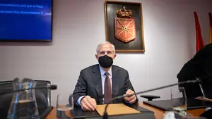 El fiscal superior de Navarra alerta: "Preocupa la dificultad de perseguir estafas en internet"