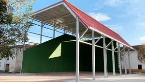 Un Ayuntamiento de Tierra Estella invita a comer a sus vecinos para inaugurar el frontón