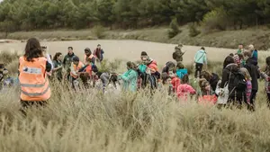 El Festival Estaciones Sonoras planta más de 1.400 árboles en la cantera de Cascante