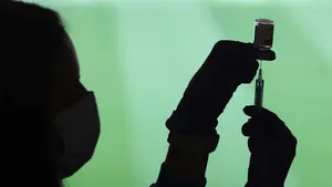 Solo se plantea el pasaporte Covid: "No tenemos plan B. Si se autoriza bien y si no también"