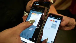 El riesgo de falsificar el pasaporte covid: penas de prisión de hasta 3 años