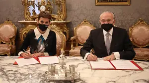 Navarra y Fundación 'La Caixa' se unen con un convenio sobre acción social, educativa y cultural