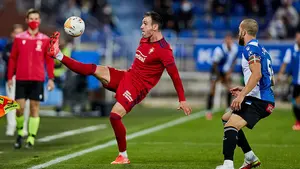 El delantero de Osasuna Kike Garc&iacute;a es baja de &uacute;ltima hora ante el Levante UD