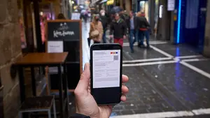 Extranjeros vacunados se quedan sin entrar en restaurantes navarros: "Tu pasaporte Covid no es válido"