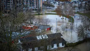 El tajo de río intensifica su labor para limpiar las riberas del Arga tras las riadas