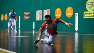 Remontada final de Elezkano y Zabaleta ante Peña y Albisu en el frontón Labrit