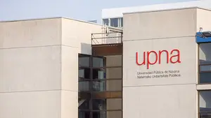 Fundación "la Caixa" financia formación en desarrollo personal, sostenible y competencias digitales en la UPNA