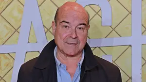 El actor Antonio Resines, ingresado en la UCI por complicaciones de la Covid-19