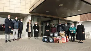 Trabajadores de Volkswagen Navarra donan regalos para personas desfavorecidas