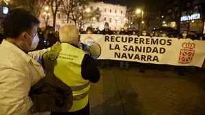Los médicos navarros salen a la calle ante la gestión de Induráin: "La situación es desesperante"