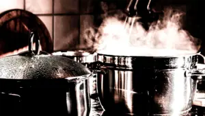 Cardo a la navarra: los trucos para disfrutar de este plato de invierno con una receta diez