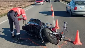 Herido grave el conductor de una moto tras chocar contra un tractor en Cintruénigo
