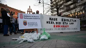 Exigen inmersión en euskera en las escuelas infantiles de Lezkairu y Mendebaldea