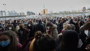 4.728 personas para 424 plazas: las imágenes de las oposiciones de Enfermería en la UPNA