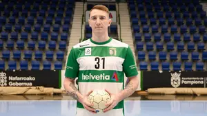 Anaitasuna se refuerza con un ruso de casi dos metros "con gran lanzamiento exterior"