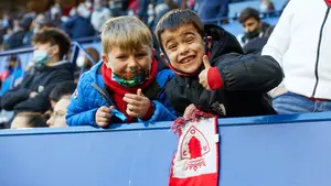 ¡Búscate en El Sadar! Las imágenes de los aficionados en el partido Osasuna - Atlético de Madrid