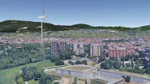 La torre eólica de una empresa navarra que 'rompería' el cielo de Pamplona